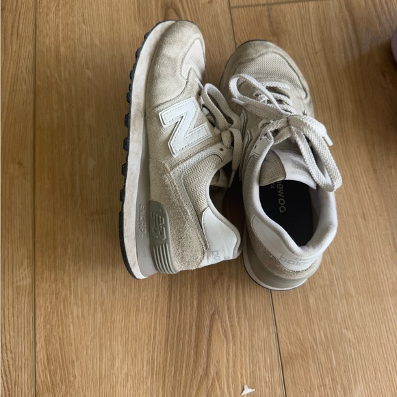 New Balance 574 - Picture 1 of 1